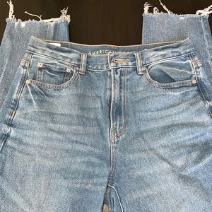 American Eagle Mom Jean